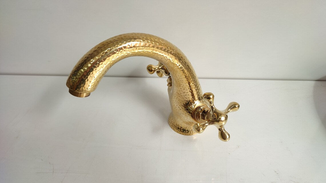Bathroom sink faucet mixer tap with hammered gold finish